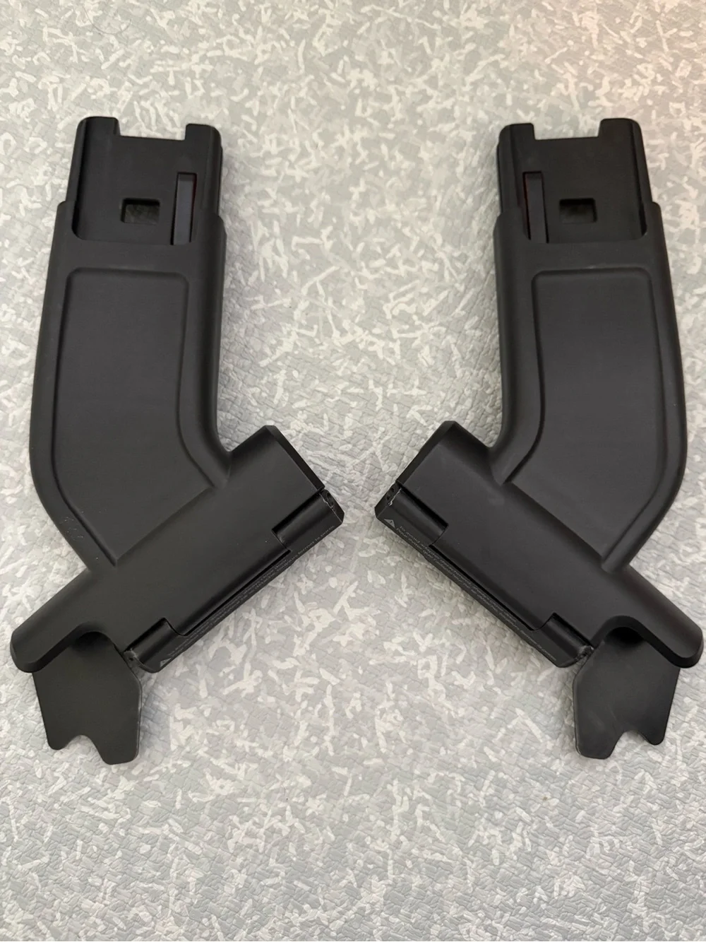 UPPAbaby Lower Adapter for Vista - Fits RumbleSeat V3, Bassinet, Aria, Mesa